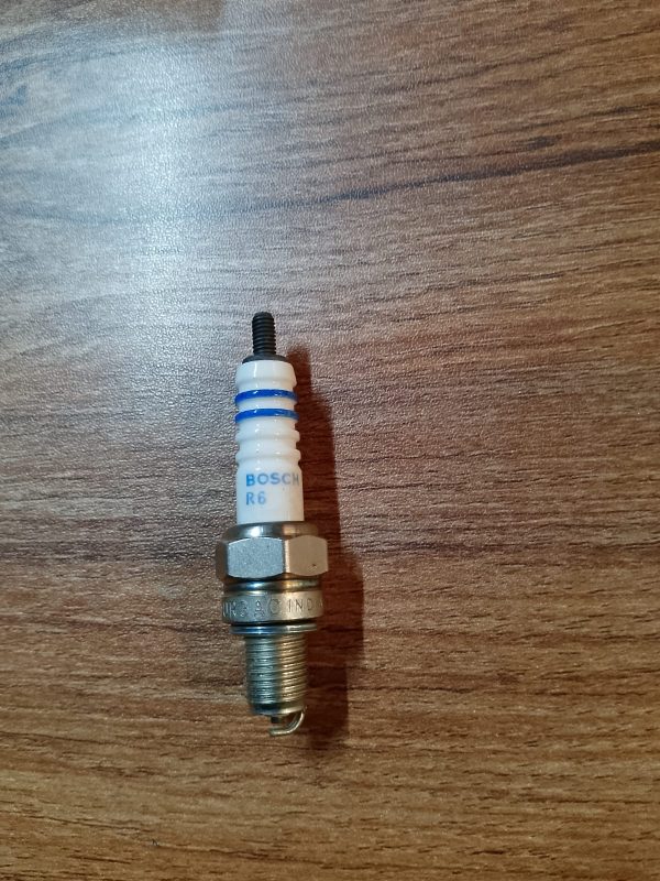 Bajaj Boxer 125cc/150cc Spark Plug