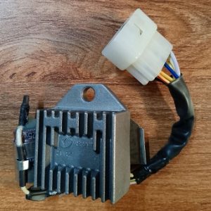 Bajaj Boxer 100cc Regulator -Varroc